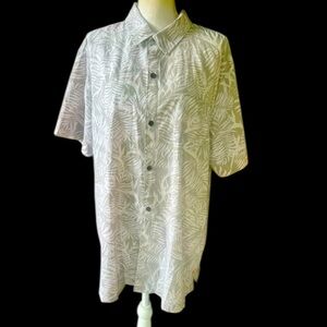Caribbean Joe men’s short sleeve extra extra large gray and white excellent cond